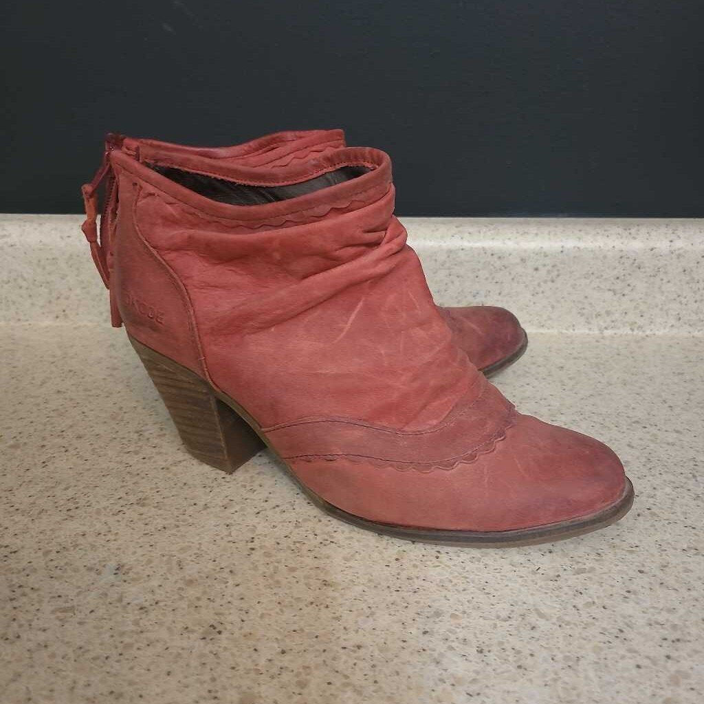 OKODE RED LEATHER BOOT