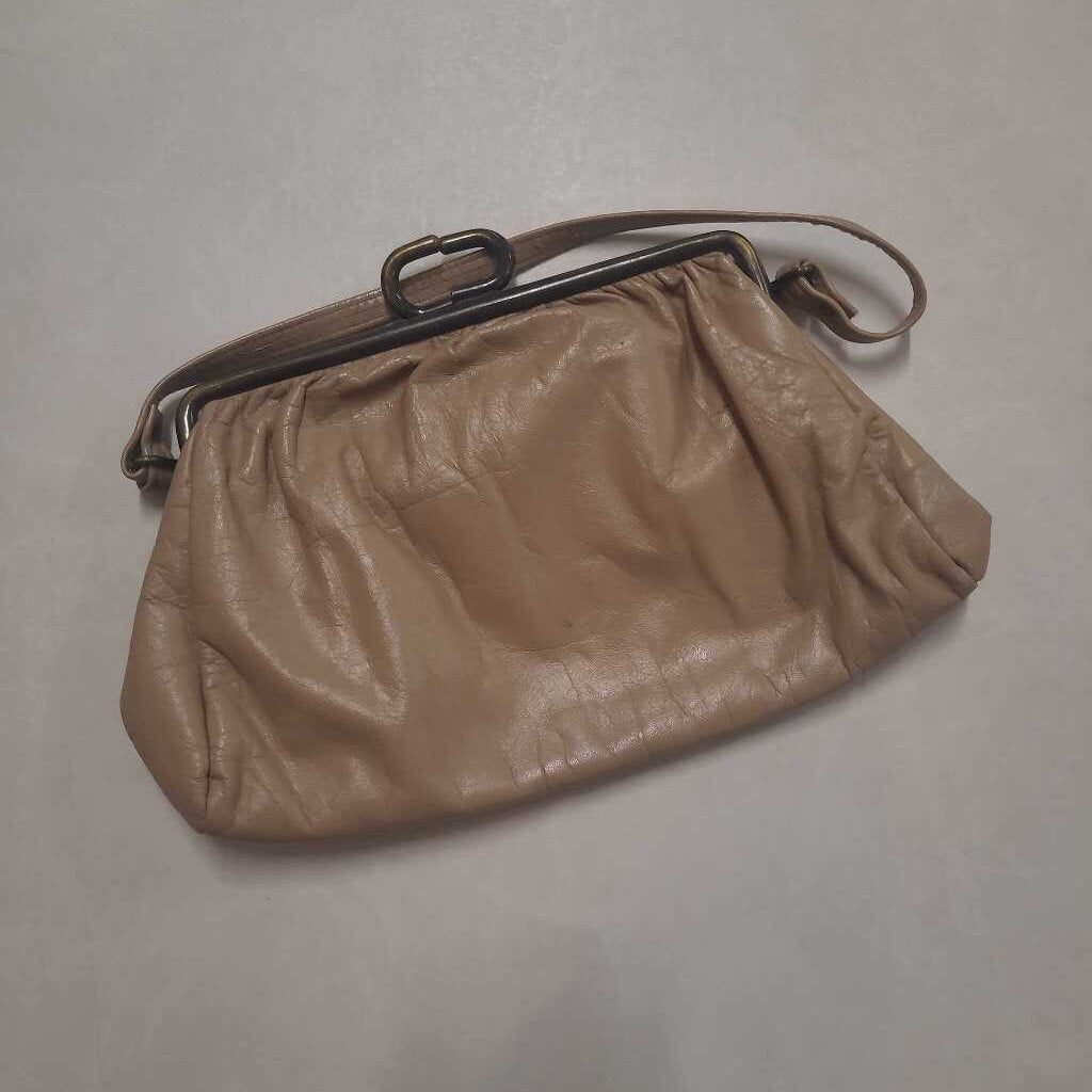 VINTAGE BEIGE LEATHER CLUTCH