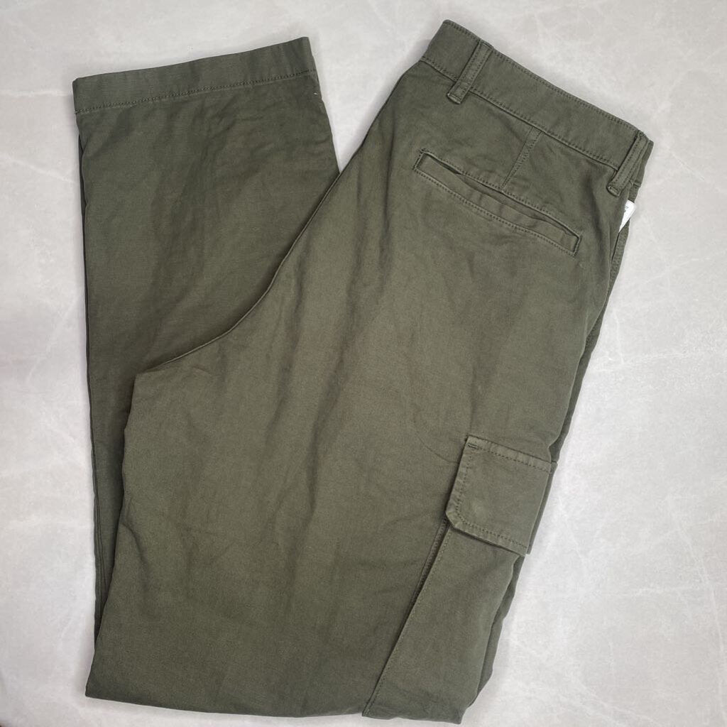 UNIQLO - GREEN CARGO PANTS