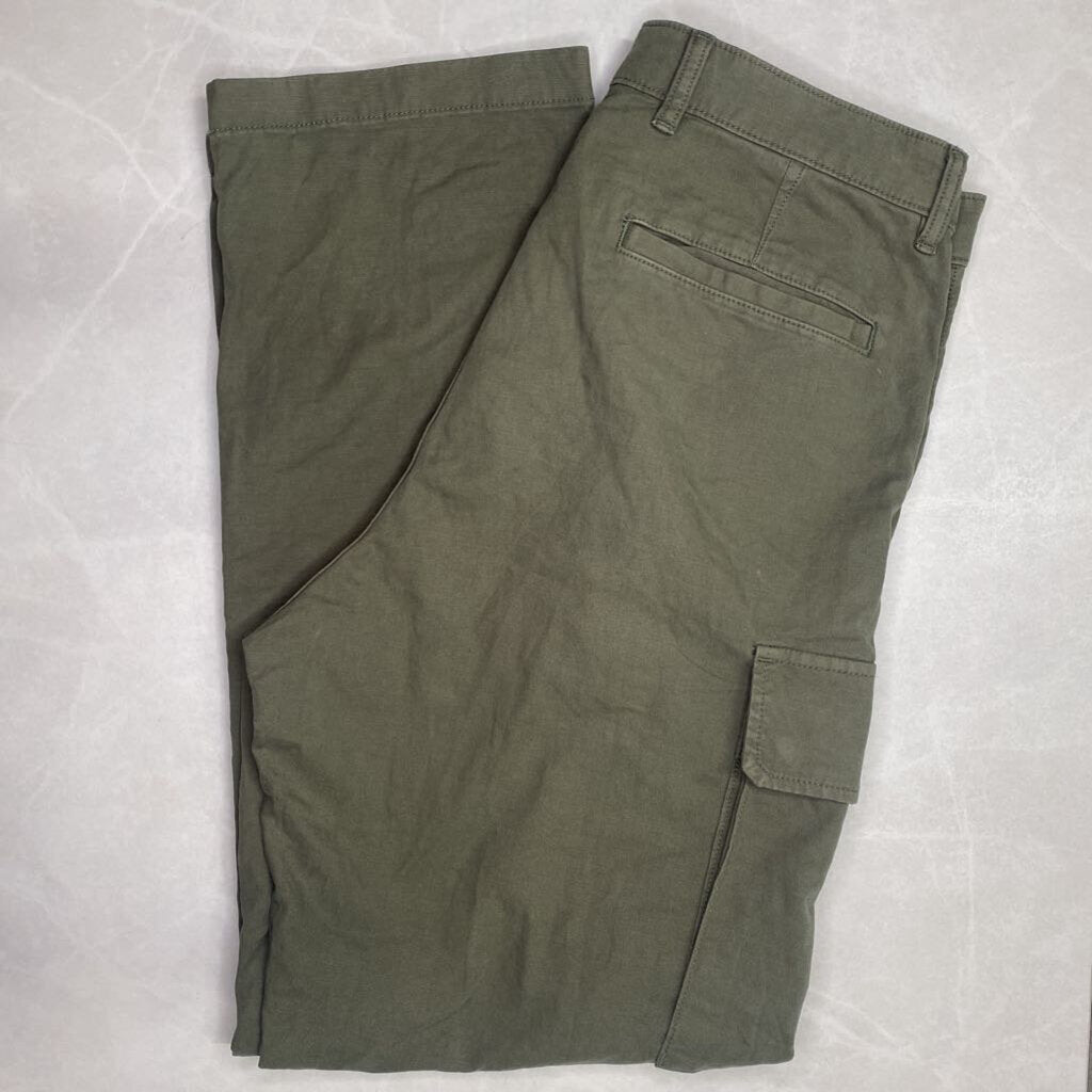 H&M - BLACK "REGULAR BOOTCUT" JEANS