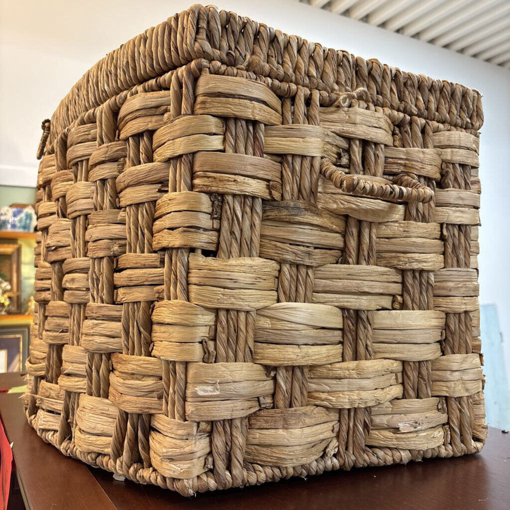 Wicker Toy / Storage Chest