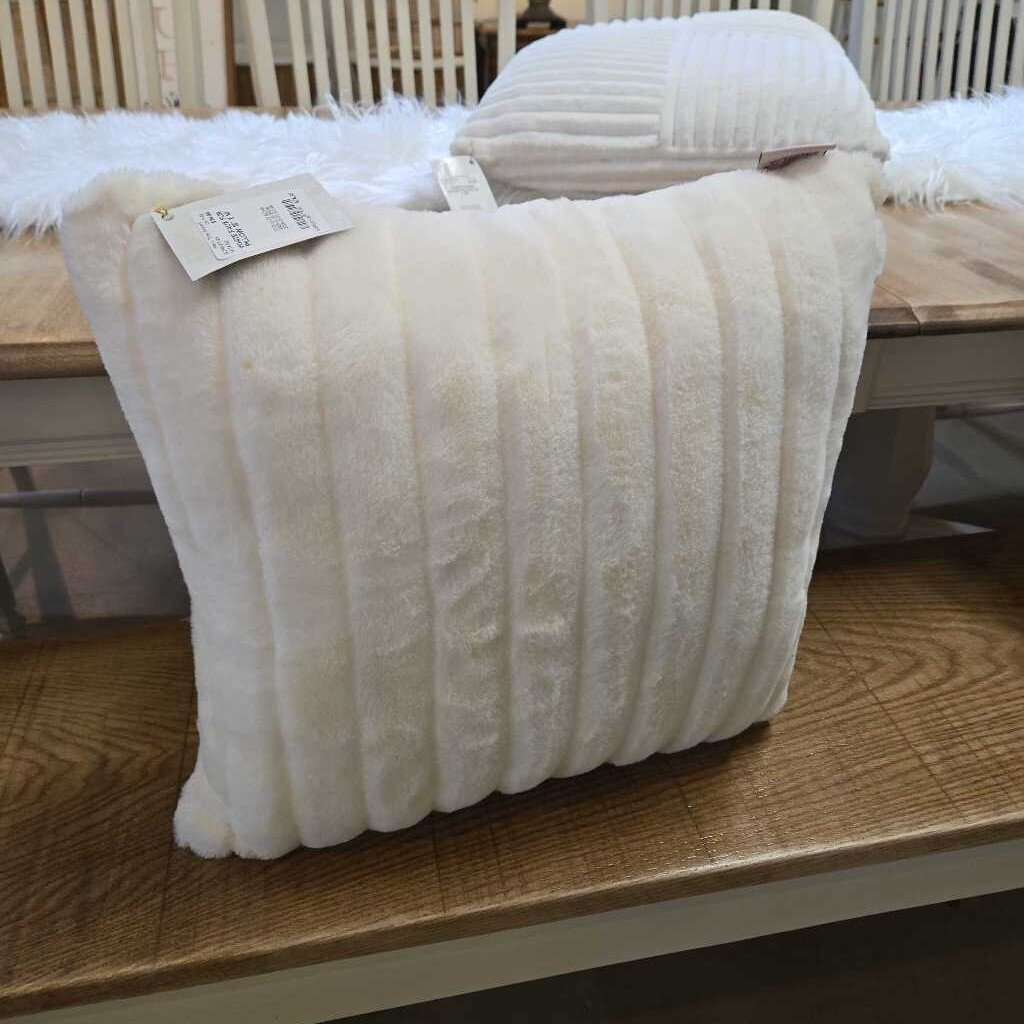 WHITE FAUX FUR PILLOW