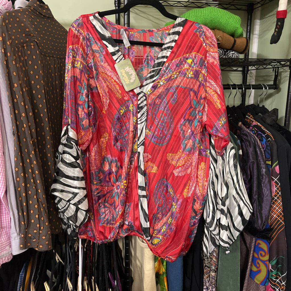 BAILEY - LIGHTWEIGHT SHEER LONG SLEEVE BLOUSE WITH FLUTTER SLEEVES