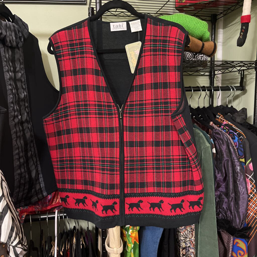 TABI 0 FULL ZIPPERED PLAID VEST WITH CATS AT BOTTOM