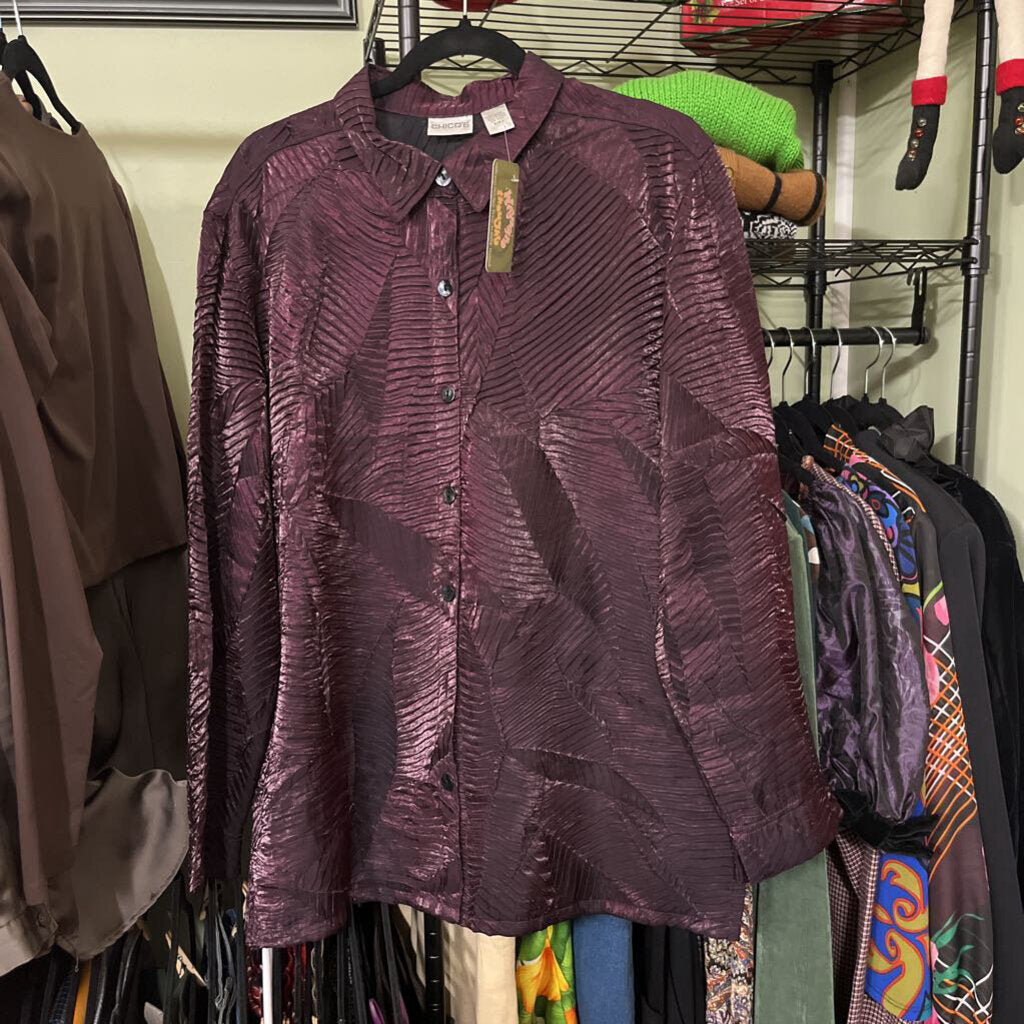 CHICO'S - TEXTURED BLOUSE