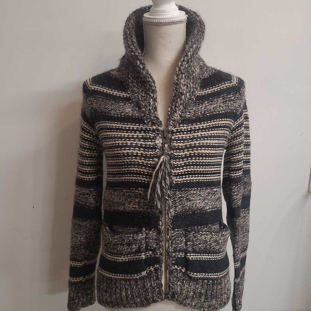 ZIP FRONT SWEATER