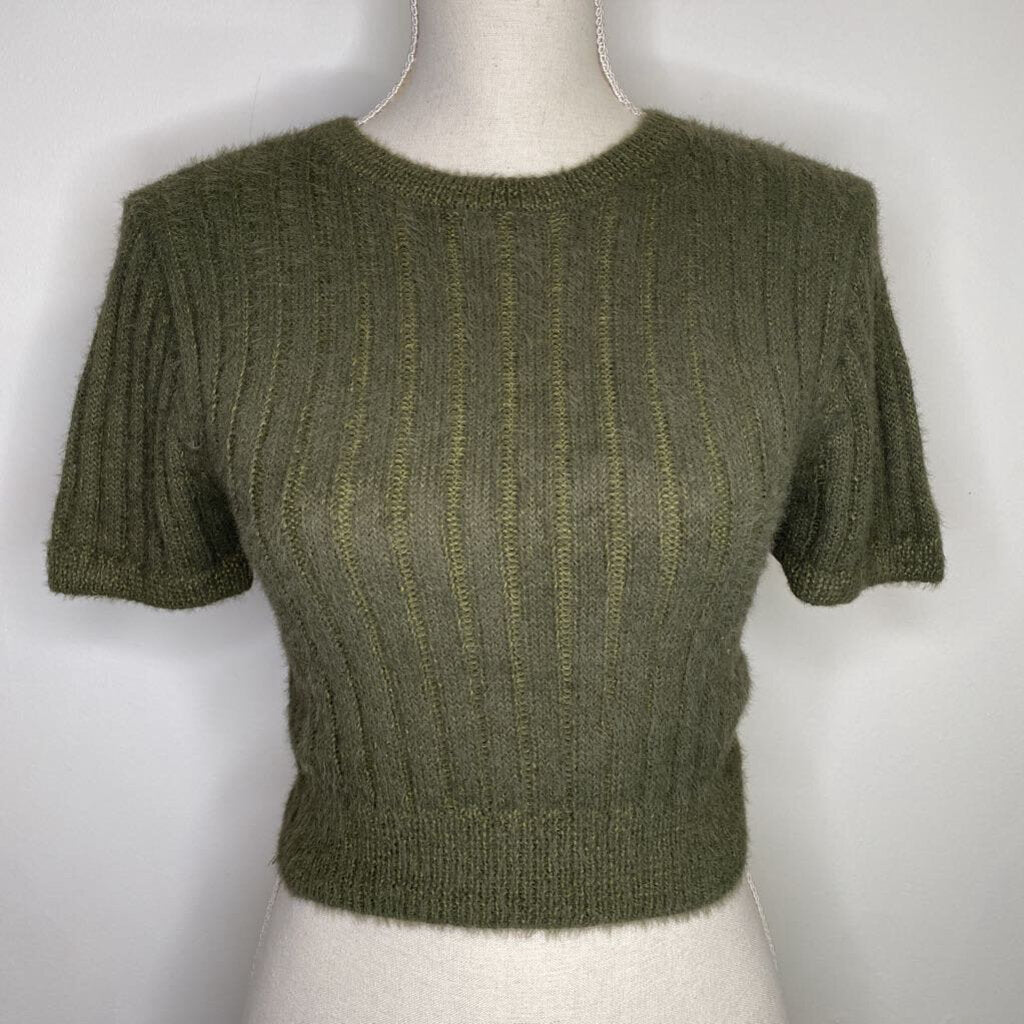 ZARA - GREEN S/S FUZZY TOP