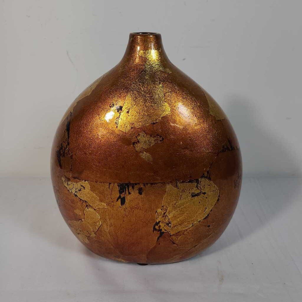 GOLD LEAF VASE