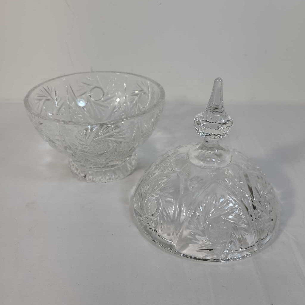PINWHEEL CRYSTAL LIDDED CANDY DISH