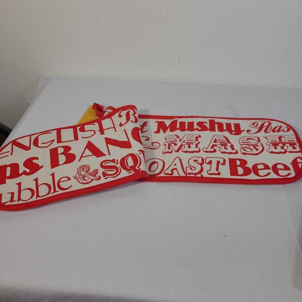 ENGLISH PUB OVEN MITTS