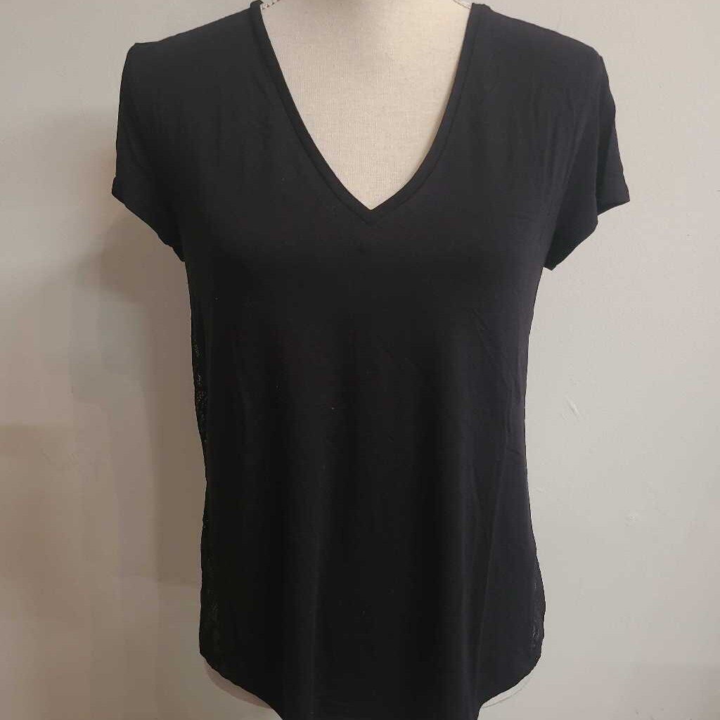 DYNAMITE - BLACK V-NECK S/S TOP W/ LACE