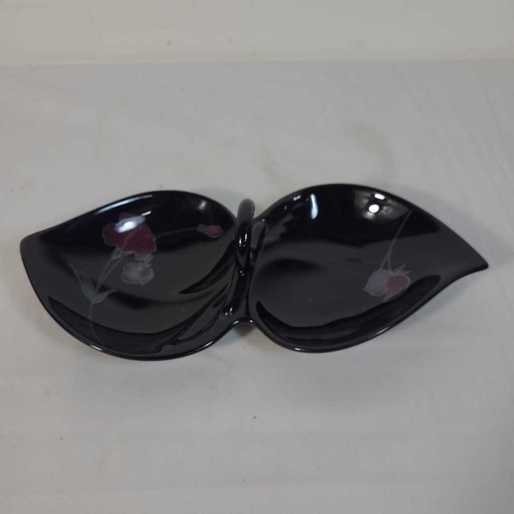 MIKASA RONDO BLACK PORCELIANE DIVIDED DISH