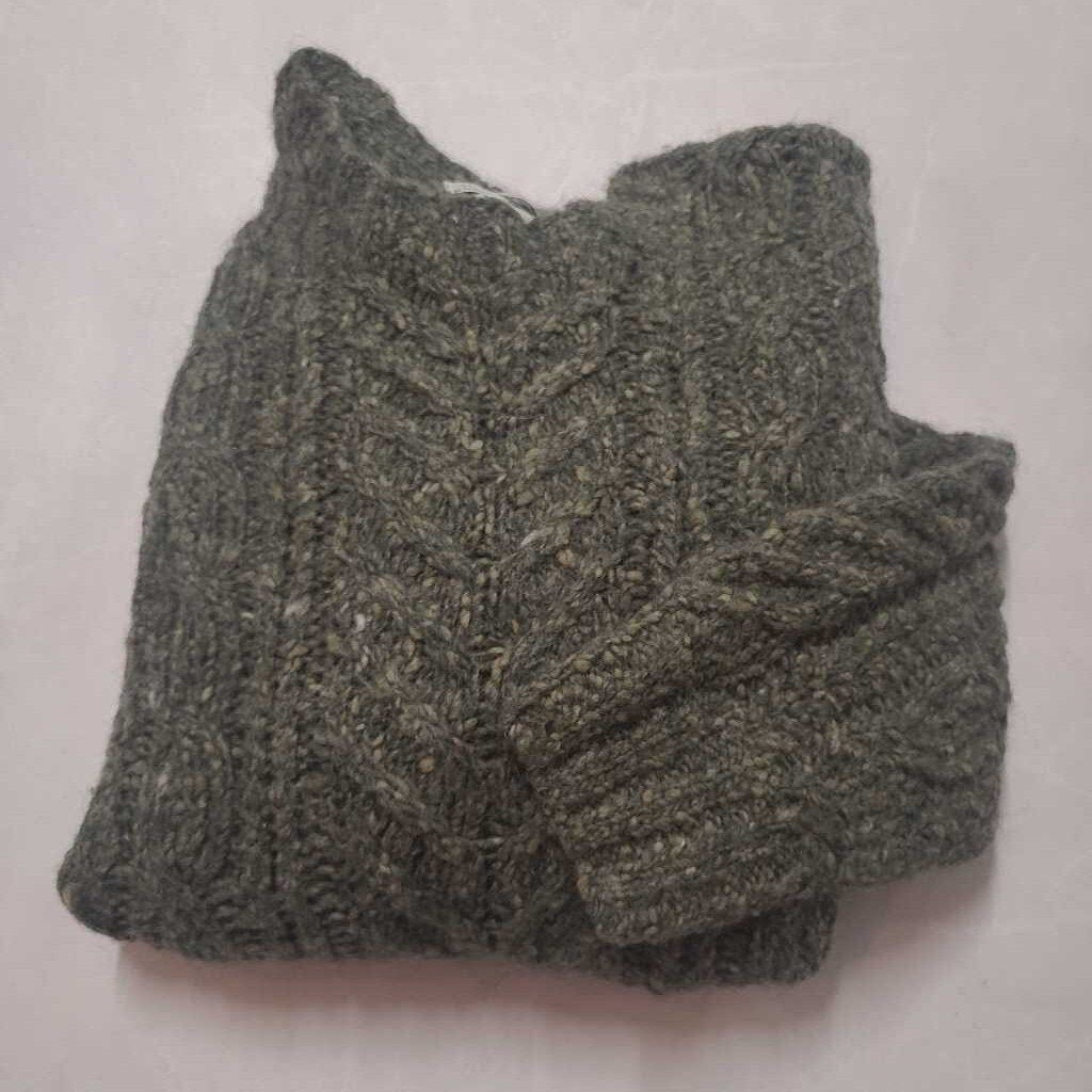 GAP - 100% VIRGIN WOOL GREEN HANDKNIT SWEATER