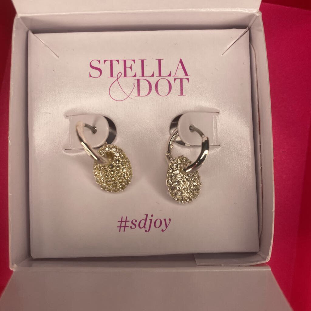 STELLA & DOT - ULANI DROP HUGGIE EARRINGS
