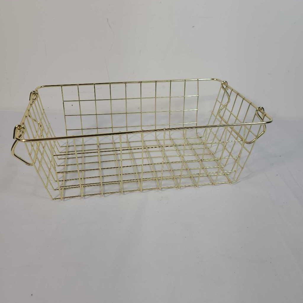 GOLD WIRE BASKET W/ HANDLES