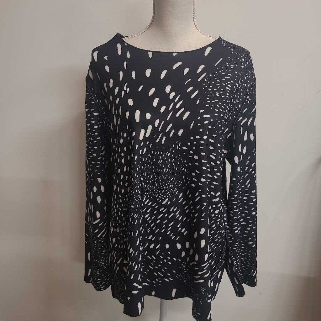 LONG SLEEVE TOP