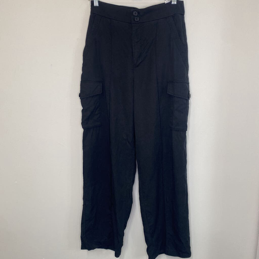BANANA REPUBLIC - BLACK CARGO PANTS