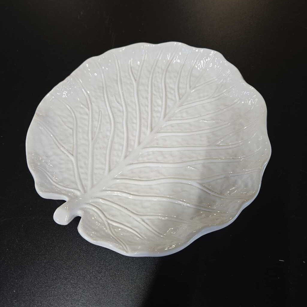 WHITE LEAF PLATTER