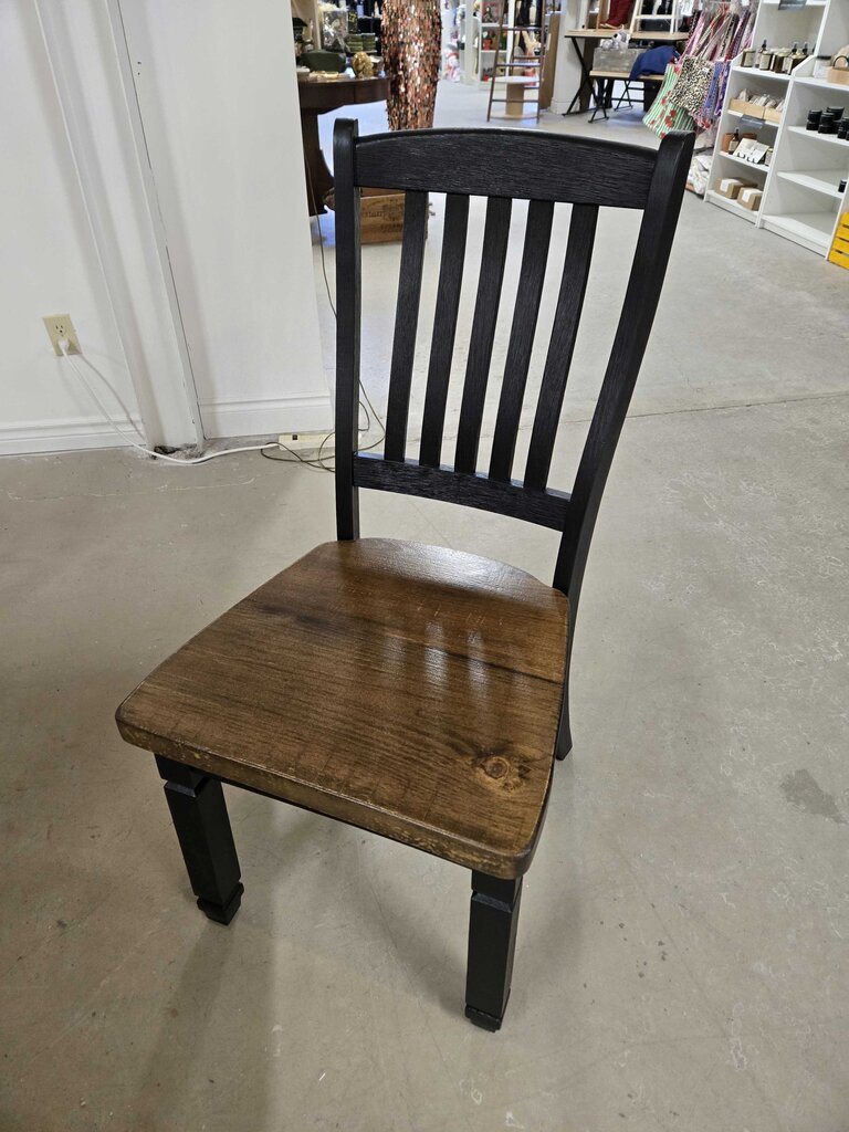 NEWLY REFINISHED TABLE W/ 6 CHAIRS