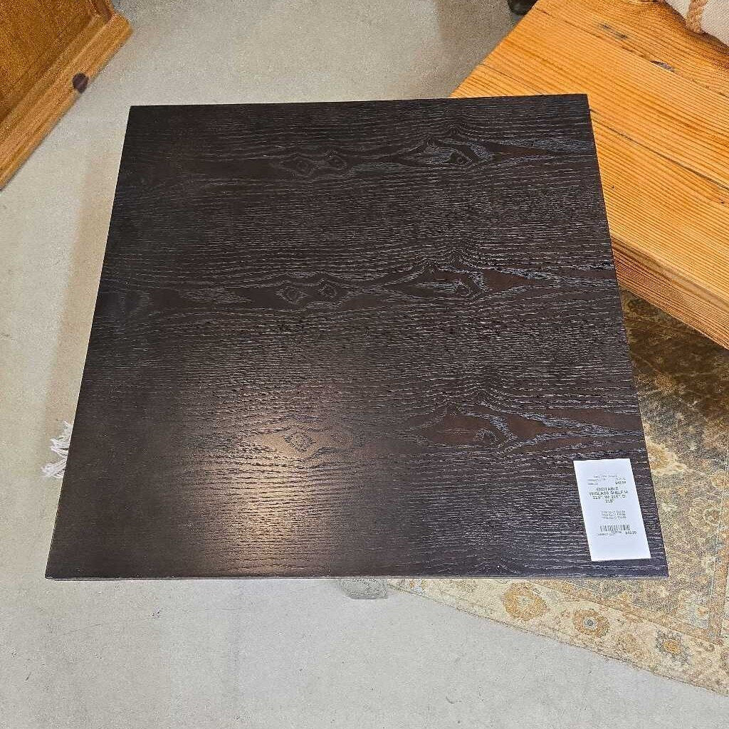 ENDTABLE W/GLASS SHELF