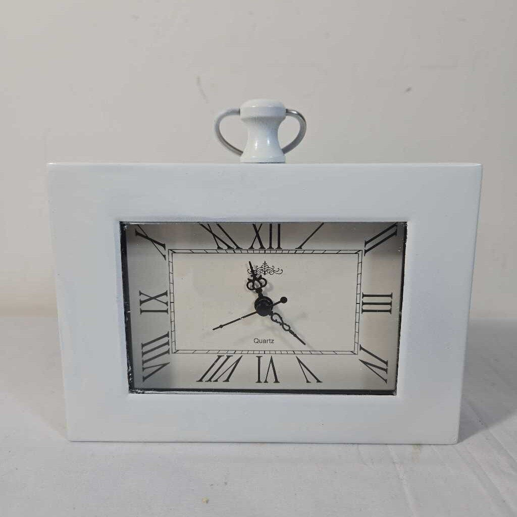 RECTANGULAR WHITE CLOCK