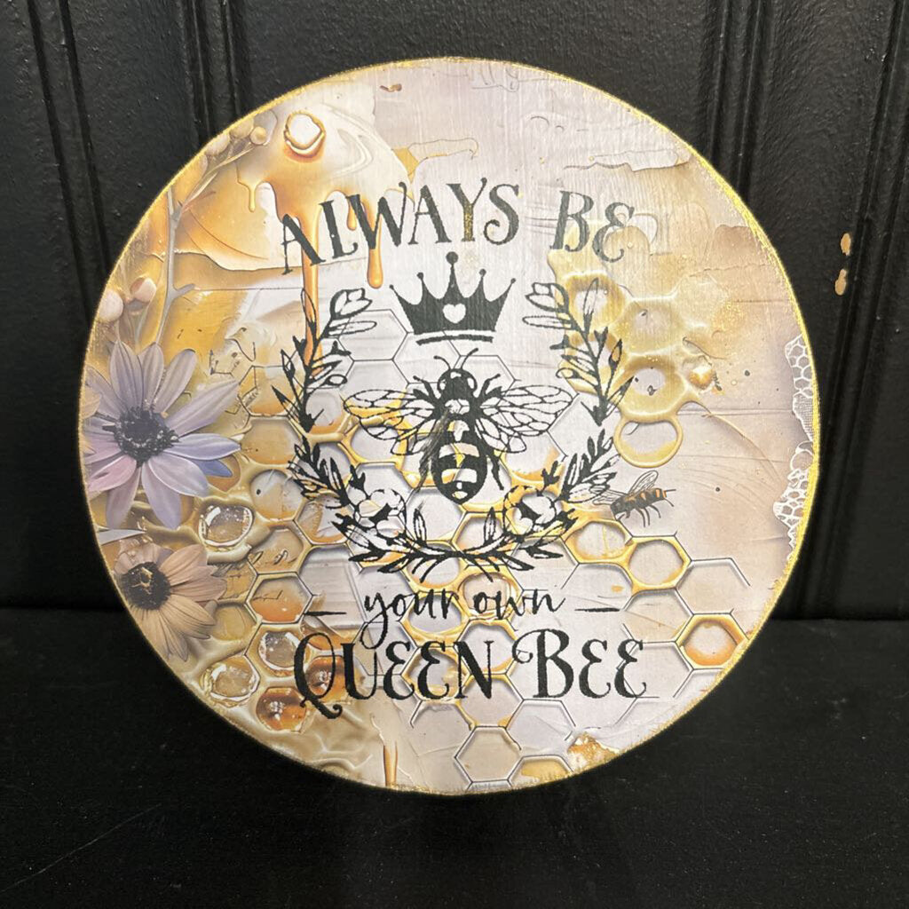 Large Circular Queen Bee Wall Hanger