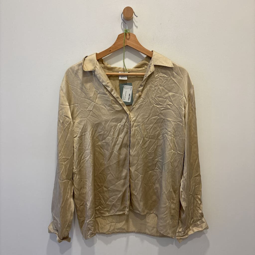 100% SILK BOTTON UP