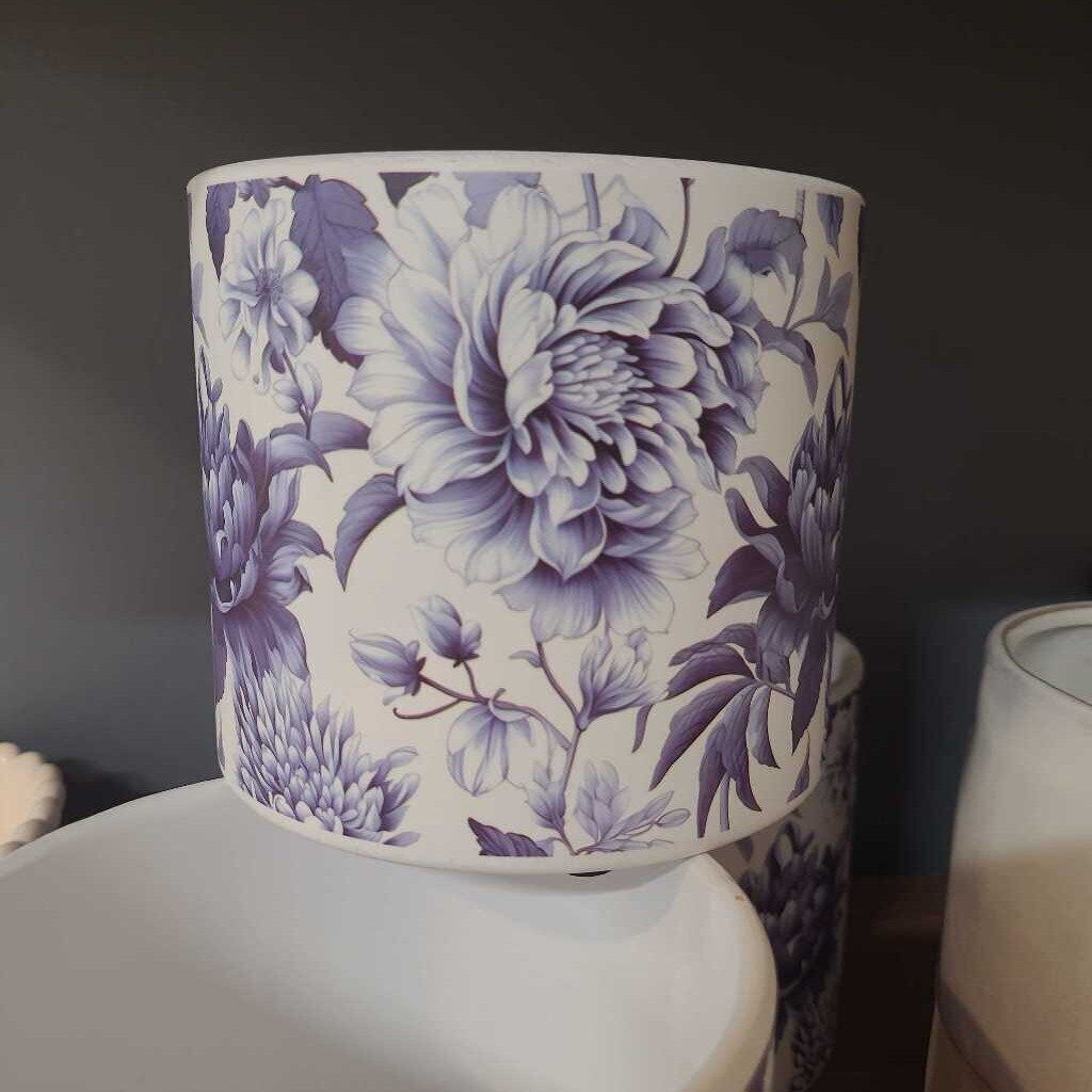 SPRING/SUMMER PLANT POT