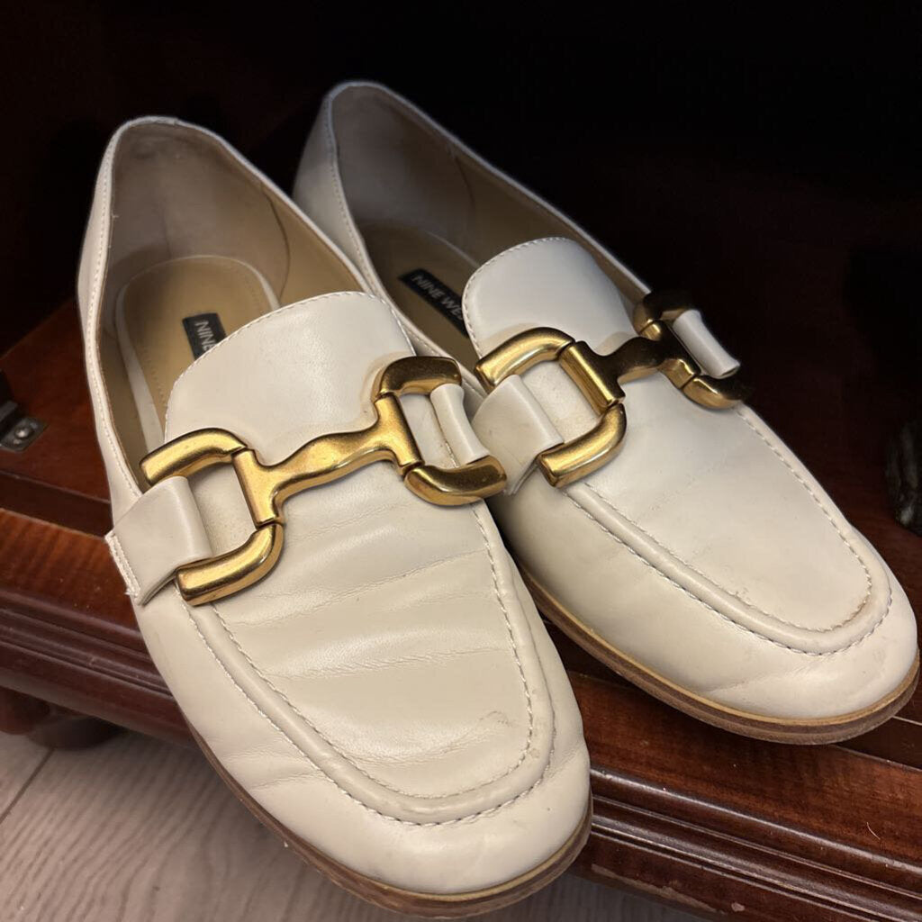 NINE WEST - CREAM LOAFERS