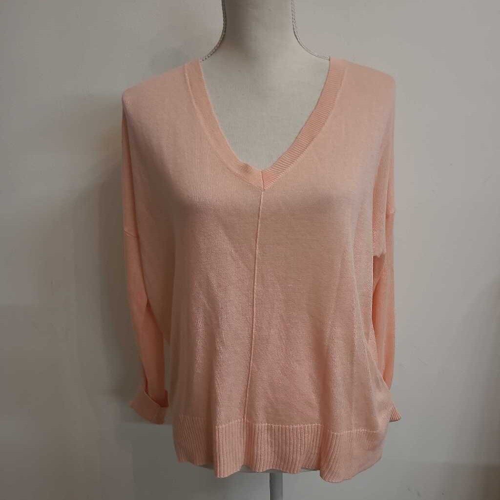 PEACH LIGHTWEIGHT PULLOVER