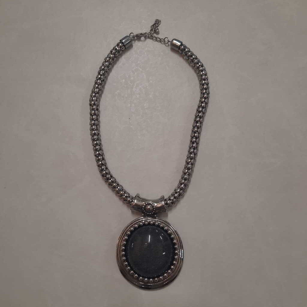 LARGE DROP PENDANT NECKLACE