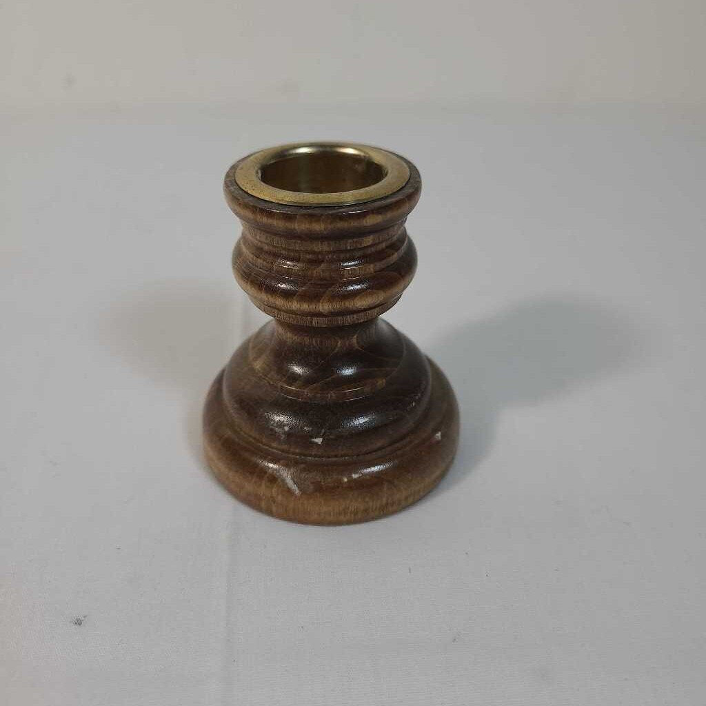 WOODEN CANDLESTICK HOLDER