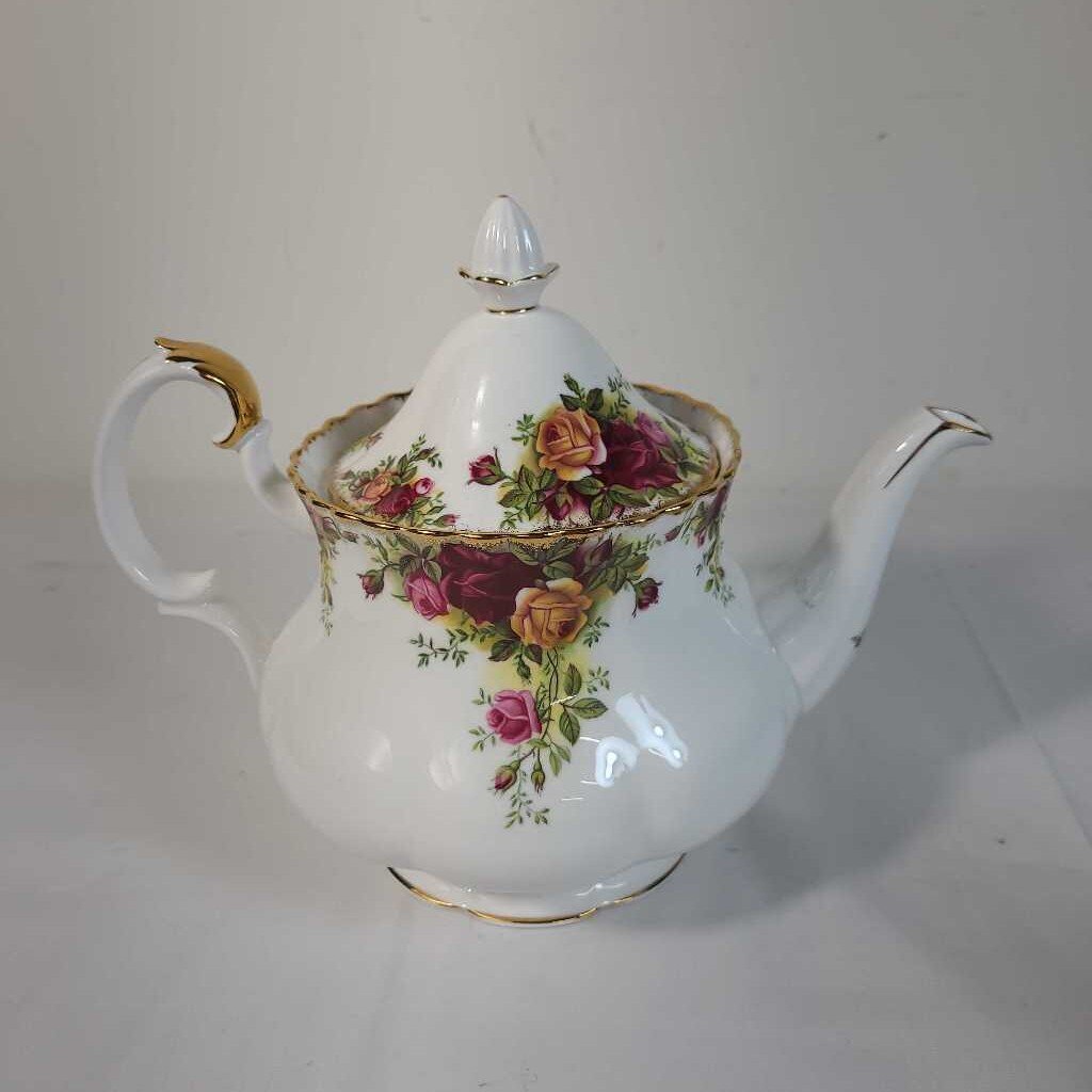 OCR TEAPOT W/LID
