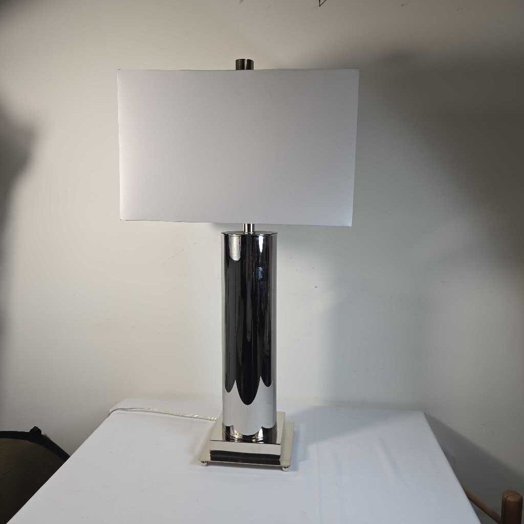 CHROME TABLE LAMP