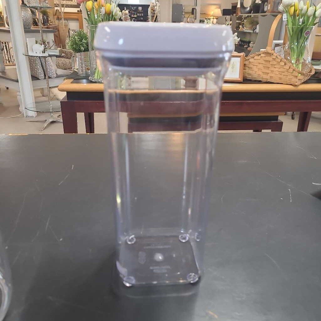 SQ CLEAR ACRYLIC CONTAINER