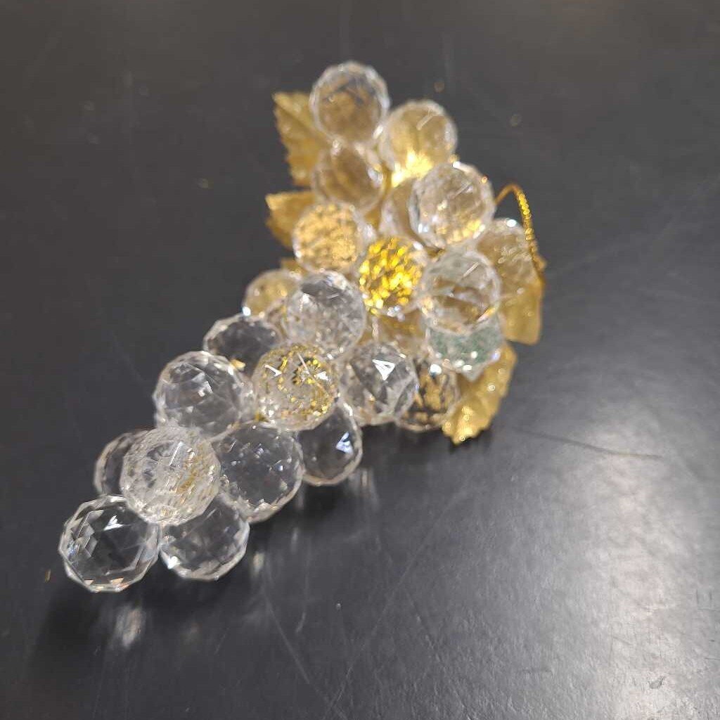MCM CLEAR LUCITE GRAPES