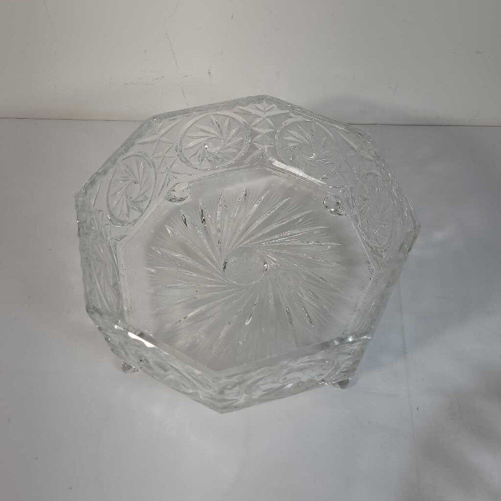 FOOTED CRYSTAL OCTAGON BOWL