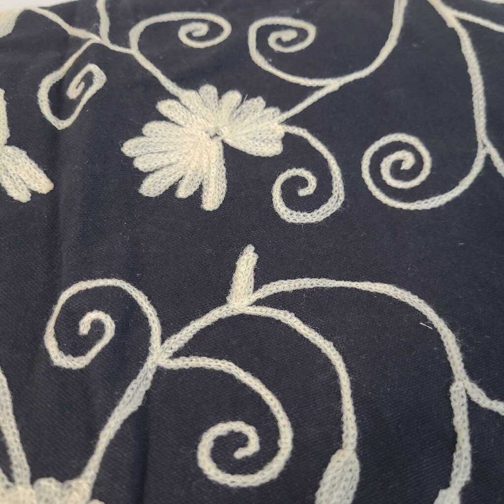 66" EMBROIDERED RUNNER