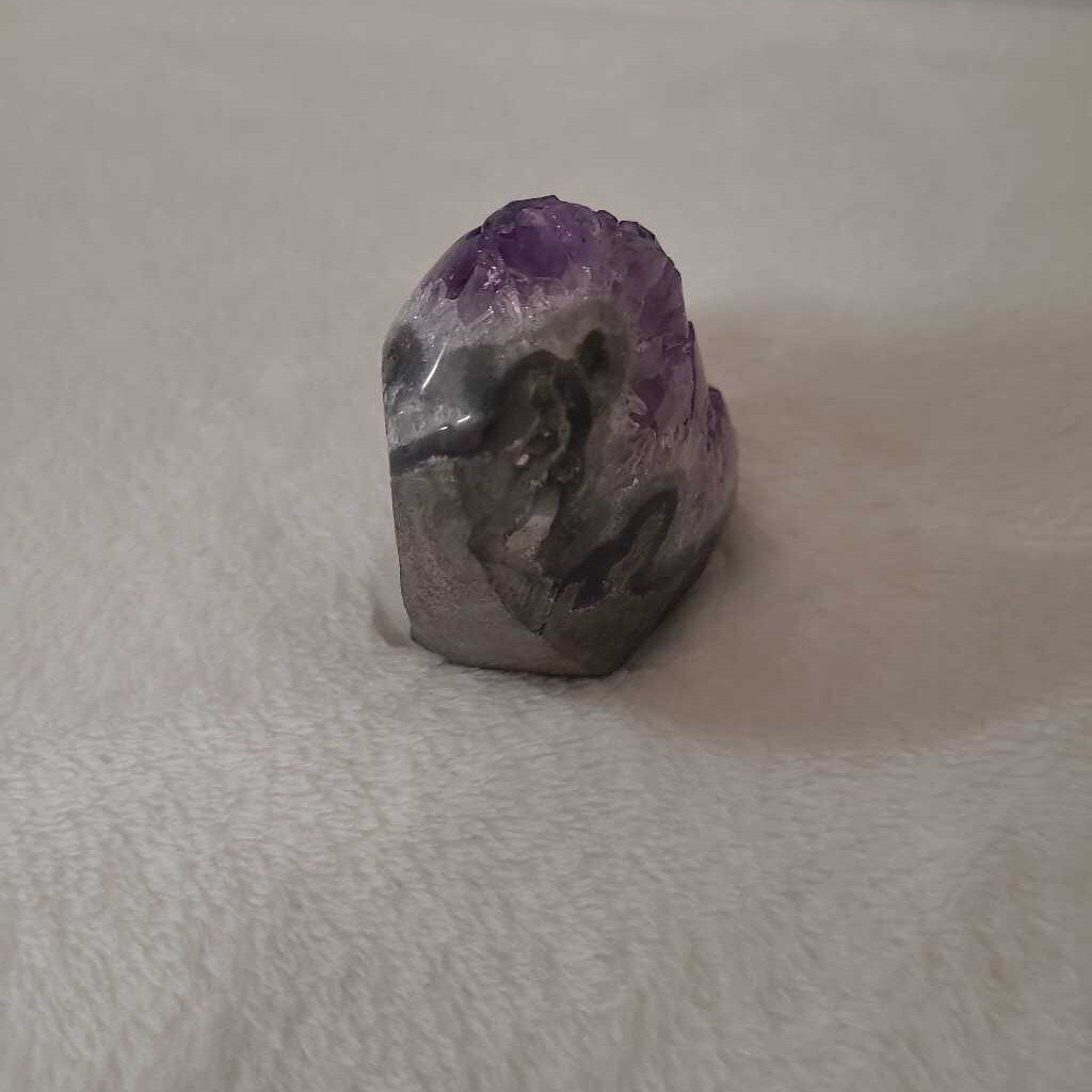 AMETHYST 9