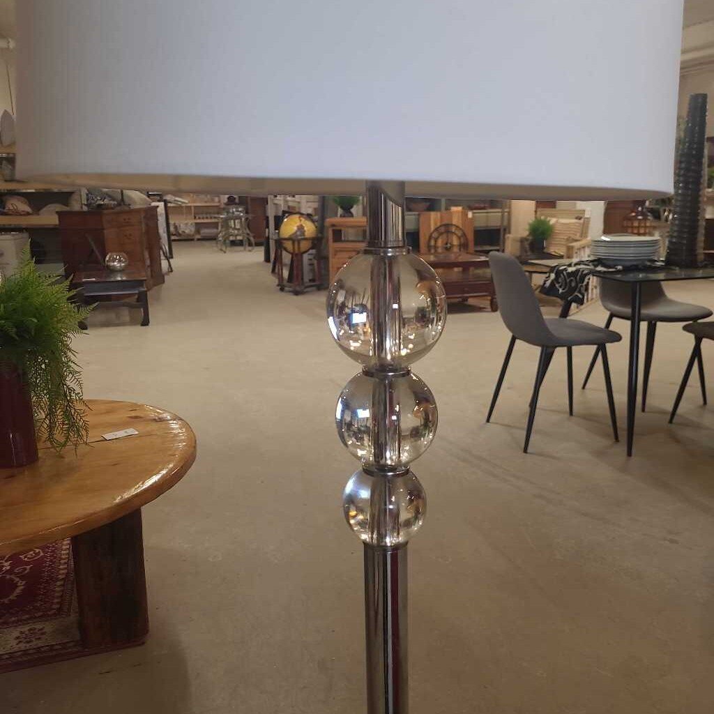 GLASS BALL CHROME FLOOR LAMP