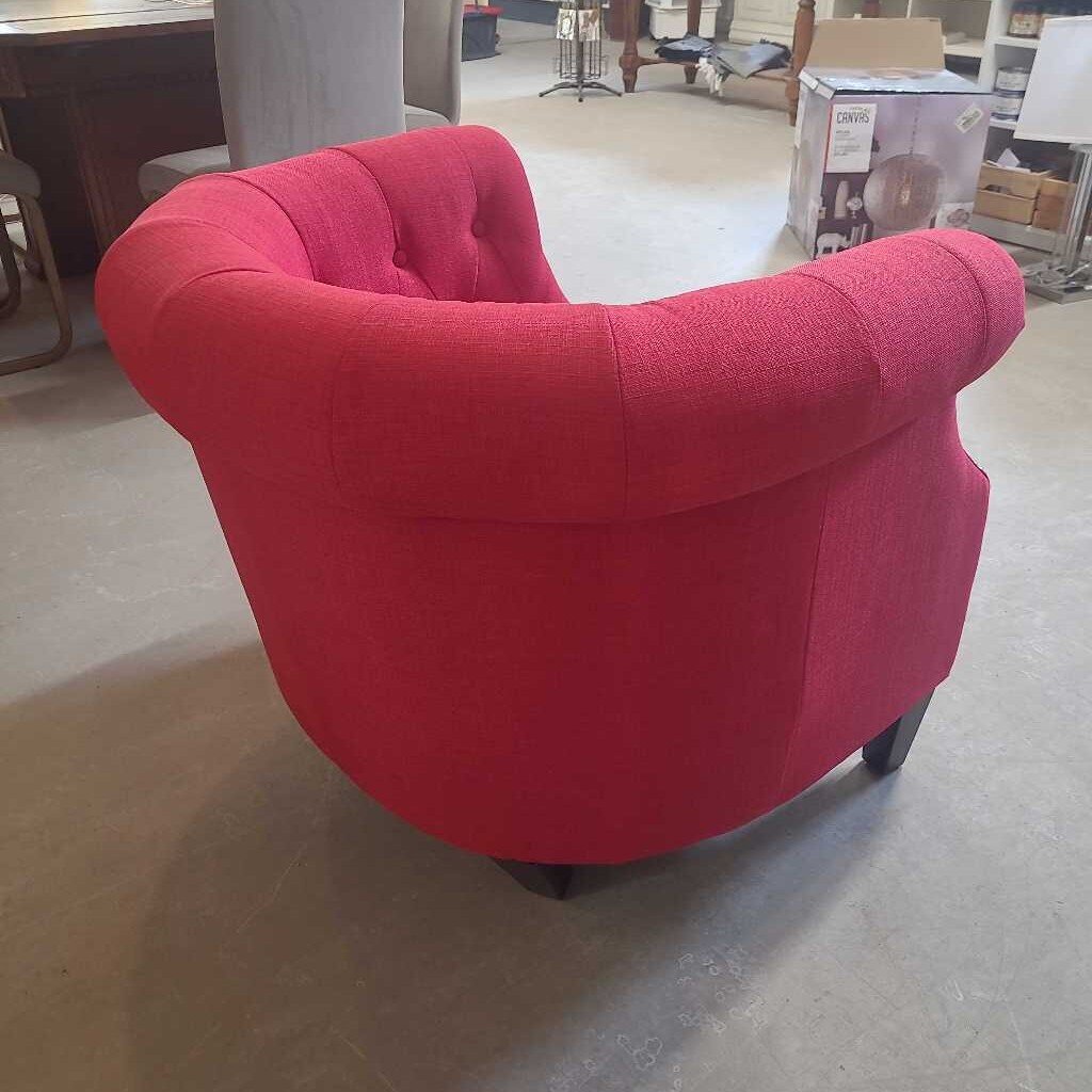 RED ACCENT CHAIR