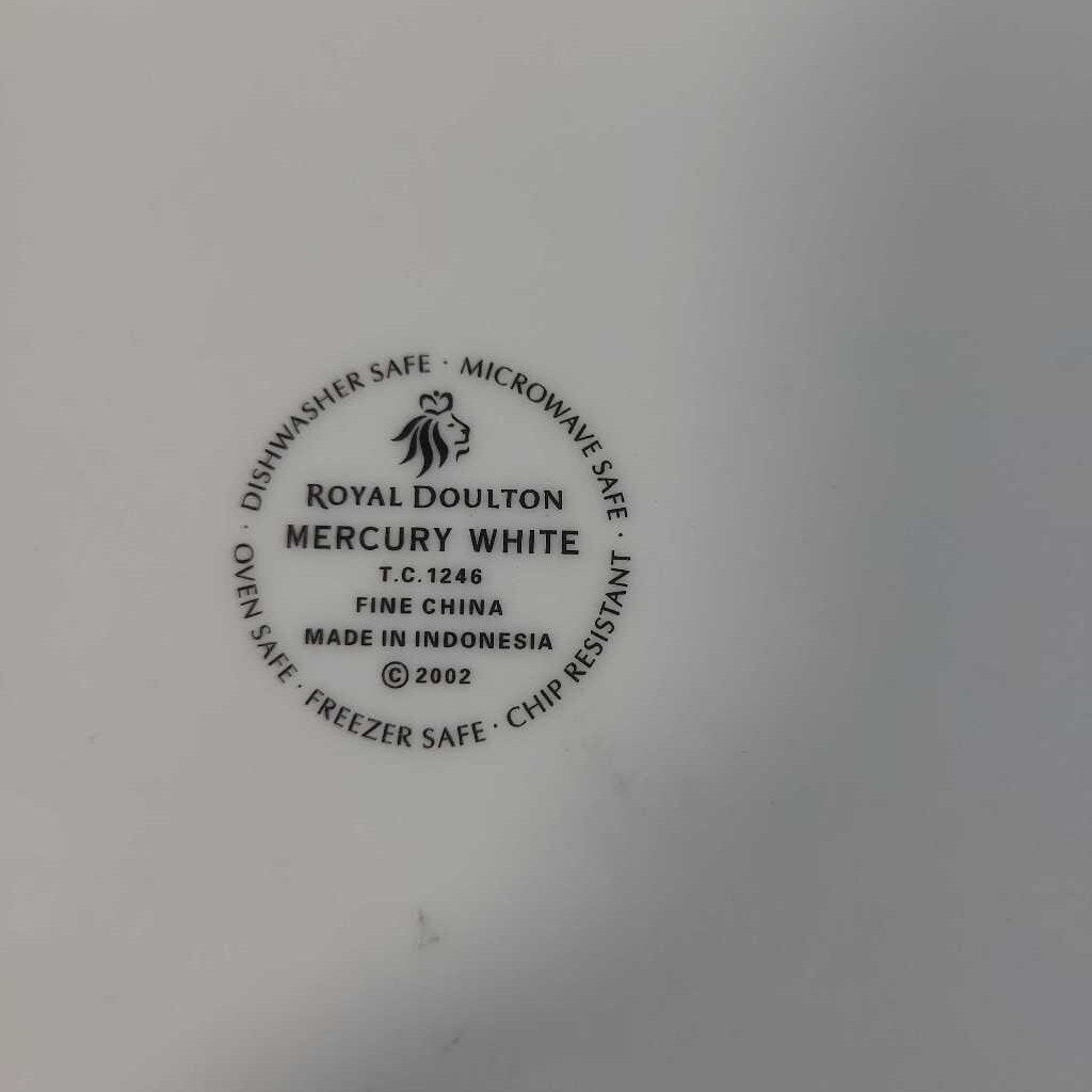 S/7 ROYAL DOULTON~MERCURY WHITE 11" PLATES