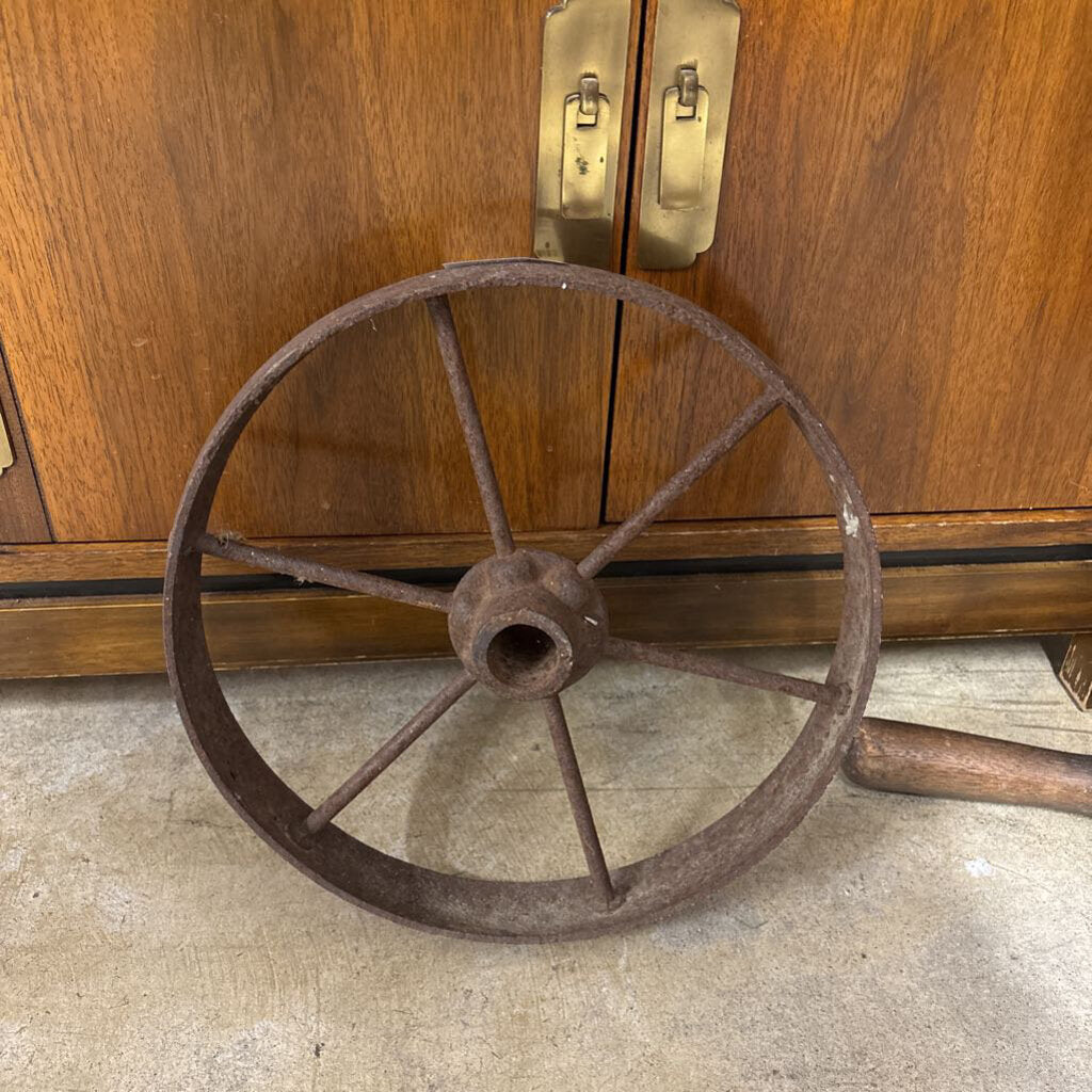 Cast Wagon Wheel