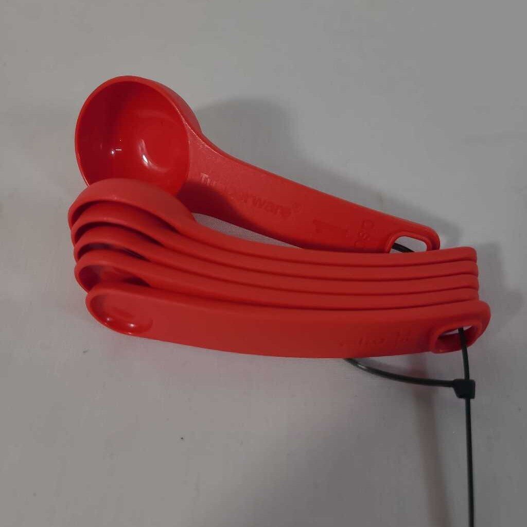 TUPPERWARE MEASURING SPOONS