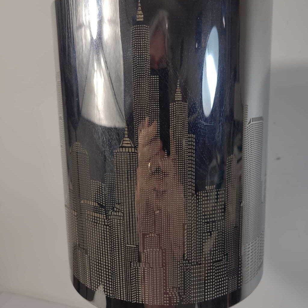 NYC SKYLINE CUTOUT LAMP