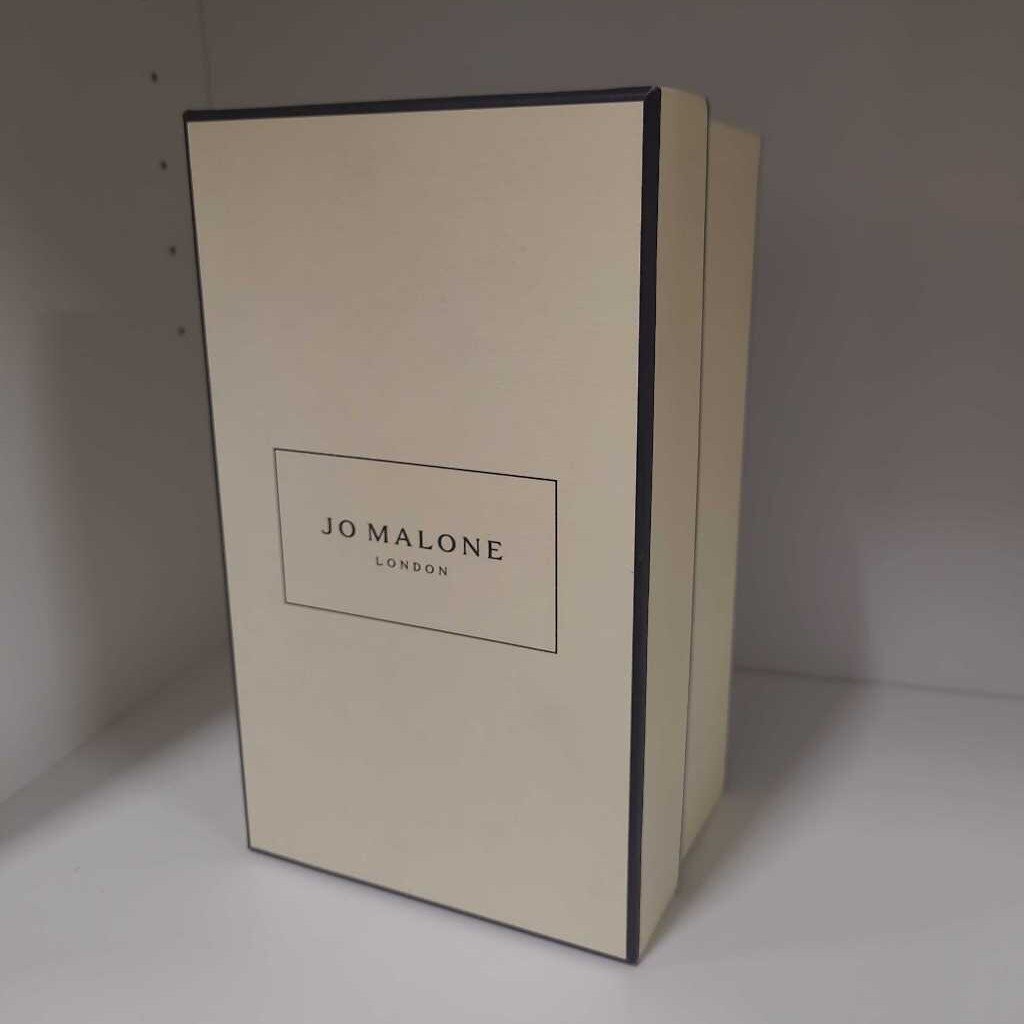 Jo Malone box-medium