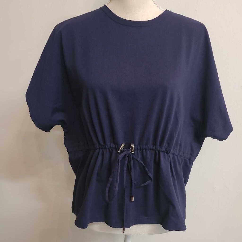 NAVY SHORT SLEEVE WITH TIE FRONT