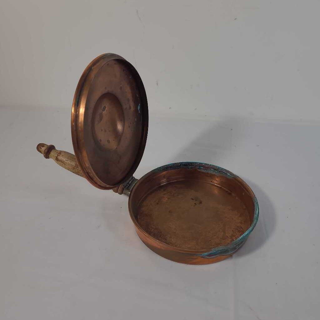 VTG COPPER HINGED PAN~CRUMB CATCHER