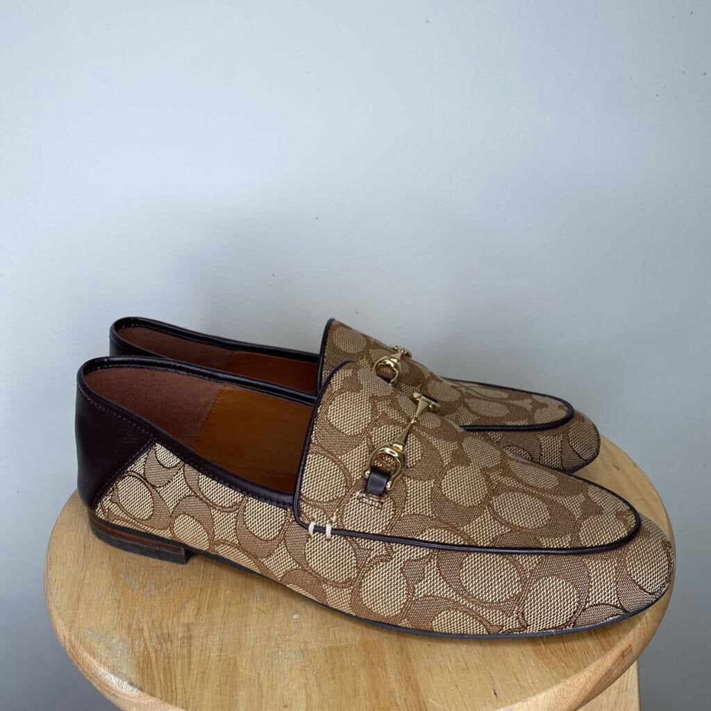 COACH FLATS WITH LOGO