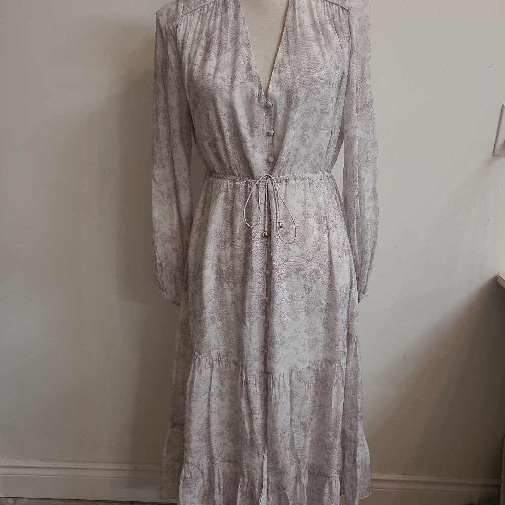 GREY AND WHITE SUMMER DRESS